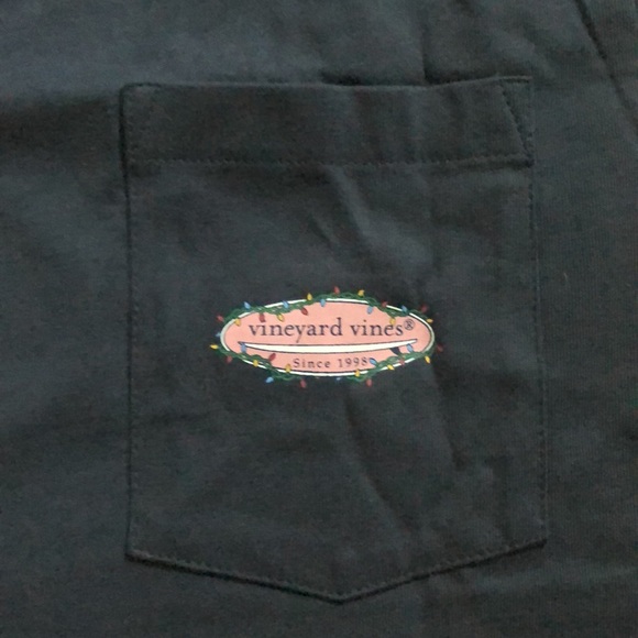NWT 🎄UNISEX Vineyard Vines SS Holiday Lights Tee - Picture 4 of 5